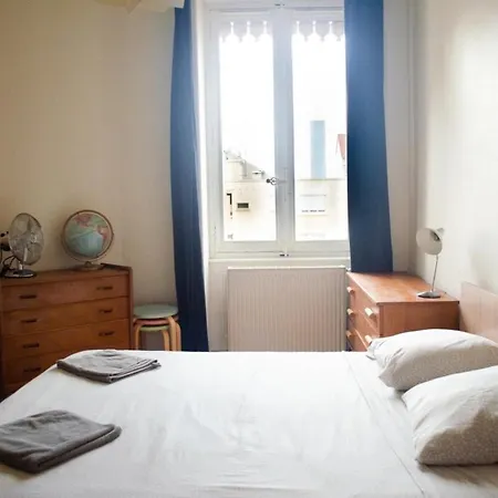Chez Julie - Metro Garibaldi - University Apartment Lyon